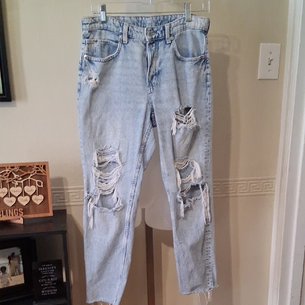 Distressed Light Blue Jeans